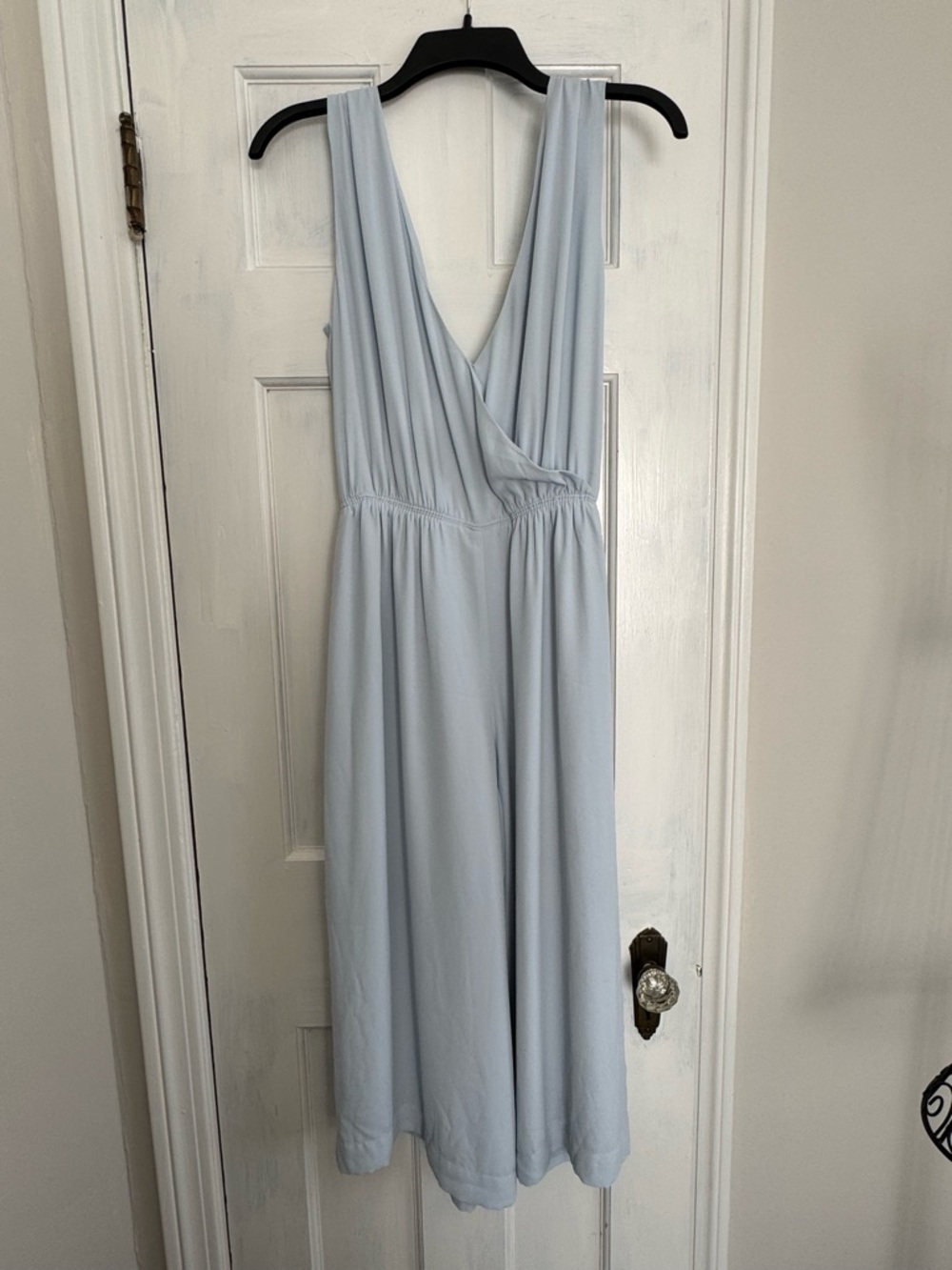Aritzia Babaton Light Blue Sleeveless V-Neck Women’s Dress Jumpsuit - Picture 3 of 5